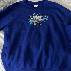 Nike crew neck